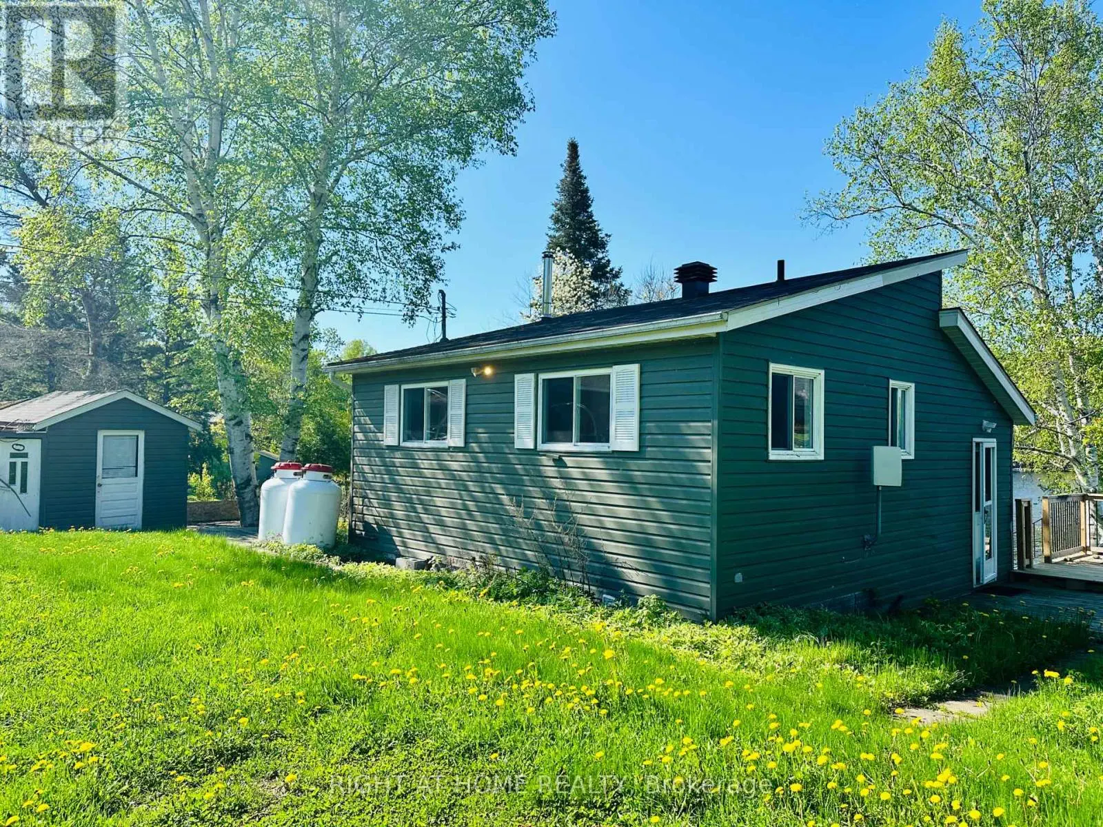 33 Perrenial Lane, East Ferris, Ontario  P0H 1B0 - Photo 3 - X12172566