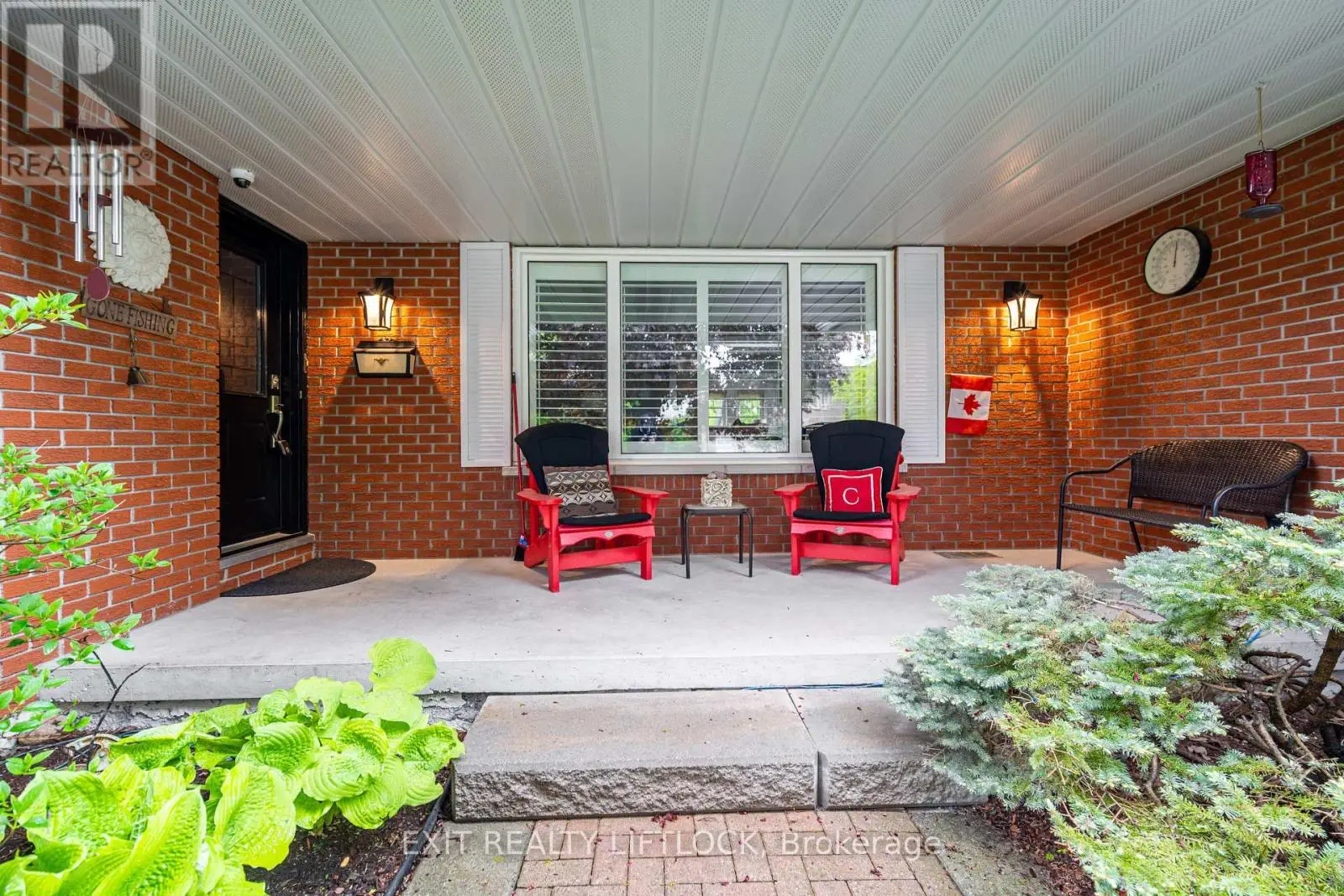 68 Champlain Crescent, Peterborough North, Ontario  K9L 1T1 - Photo 3 - X12172569