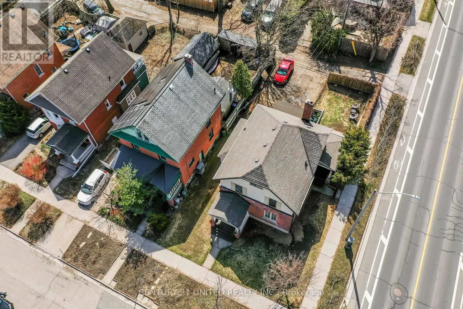 319 Elias Avenue, Peterborough Central, Ontario  K9J 5G8 - Photo 3 - X12098747