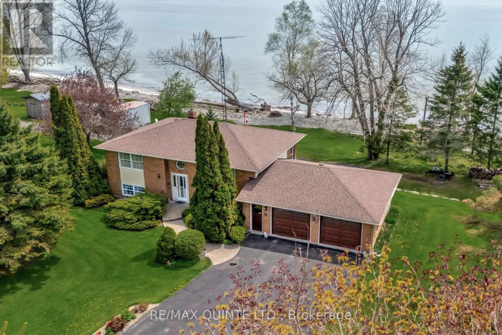725 County Road 20, Prince Edward County, Ontario  K0K 3L0 - Photo 2 - X12173162