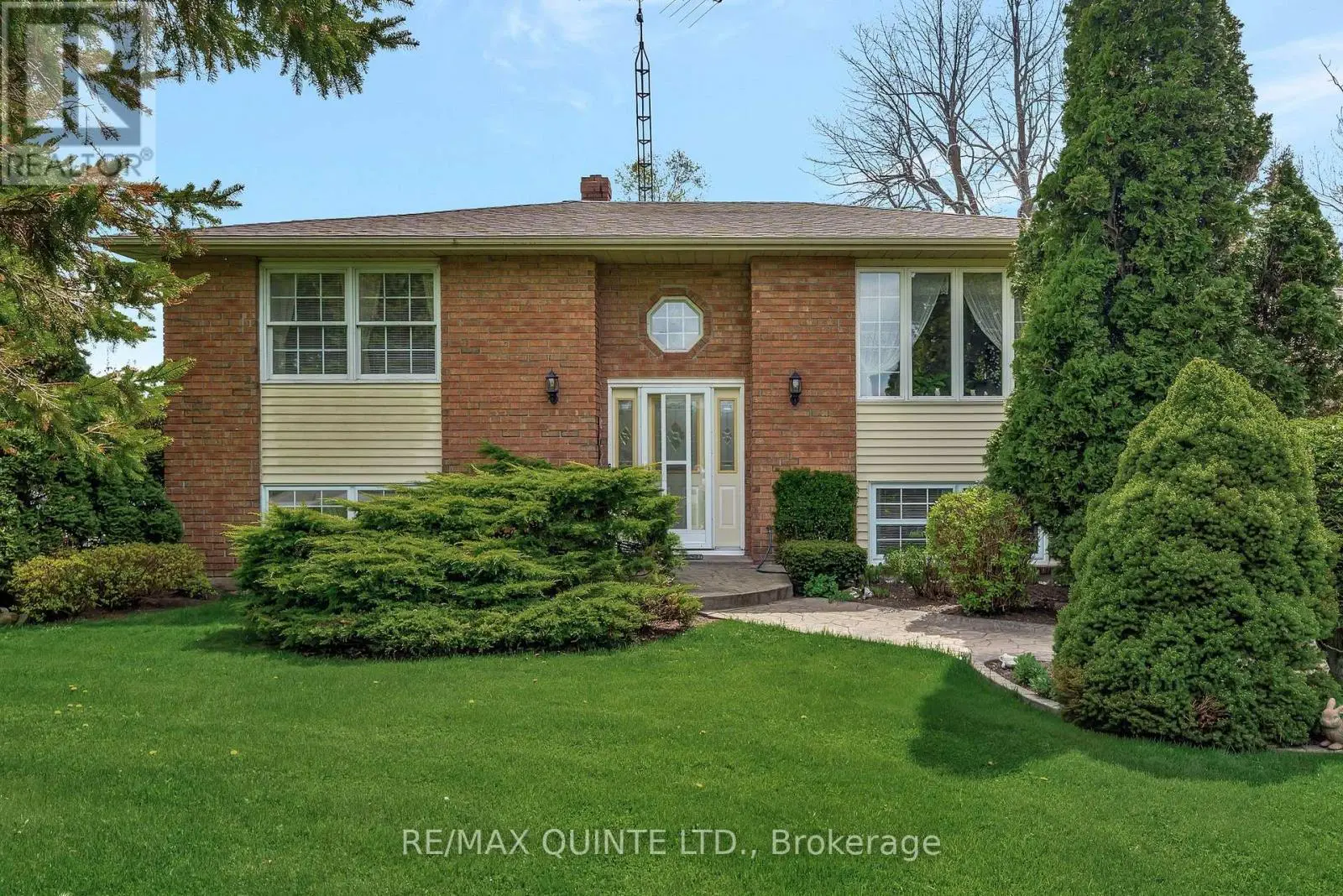725 County Road 20, Prince Edward County, Ontario  K0K 3L0 - Photo 3 - X12173162