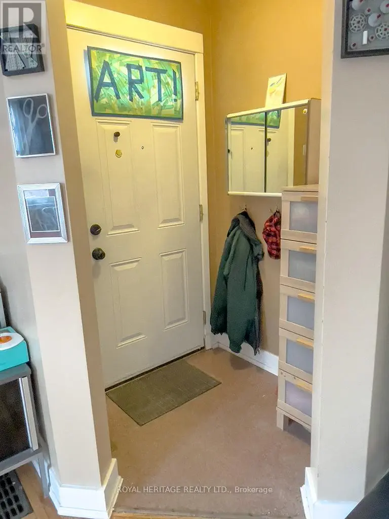 71 Wright Avenue, Belleville, Ontario  K8P 4E7 - Photo 3 - X12061880