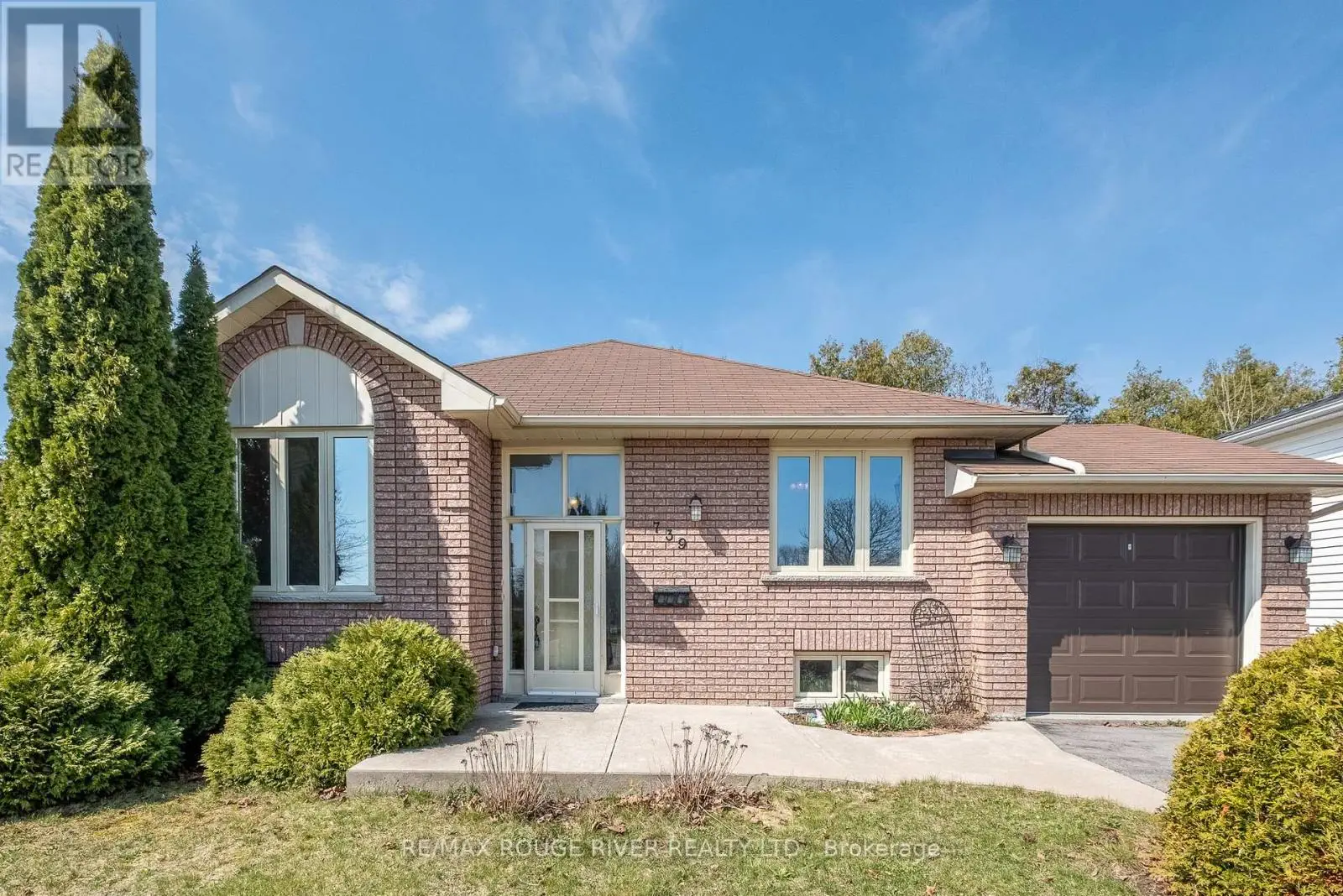 739 Greer Crescent, Cobourg, Ontario  K9A 5N7 - Photo 2 - X12104303