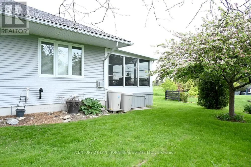 18 Cretney Drive S, Prince Edward County, Ontario  K0K 3L0 - Photo 3 - X12173866