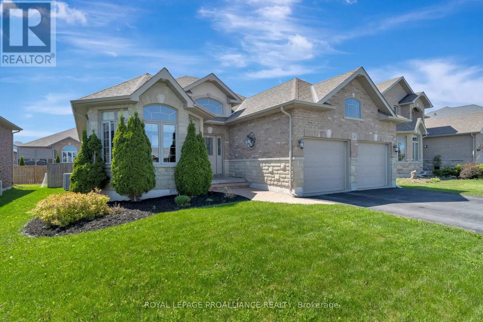 24 Hampton Ridge Drive, Belleville, Ontario  K8N 0B2 - Photo 3 - X12174347