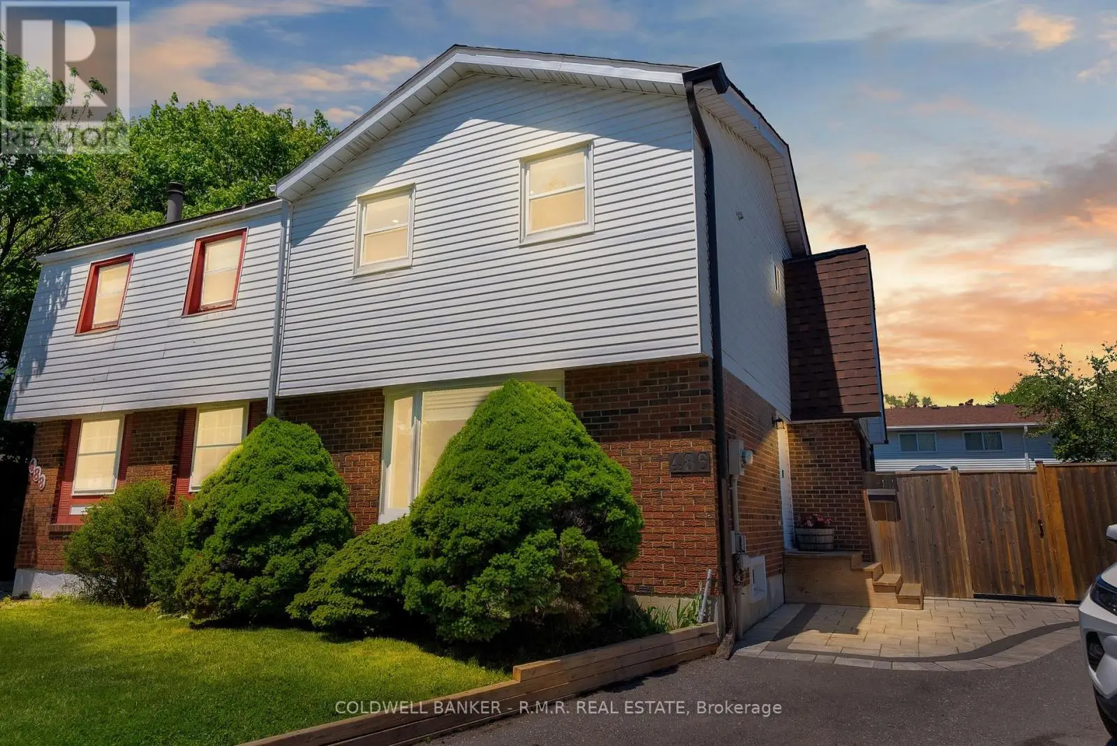 486 Neptune Court, Oshawa, Ontario  L1J 6E1 - Photo 1 - E12175213