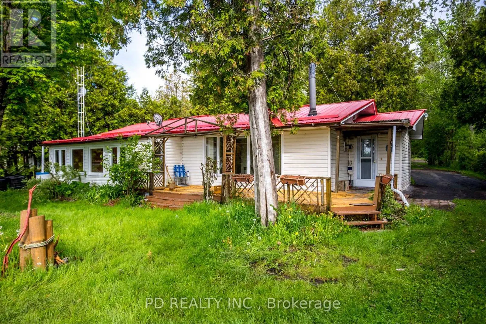 22 Evergreen Street, Kawartha Lakes, Ontario  K0L 2W0 - Photo 1 - X12175508