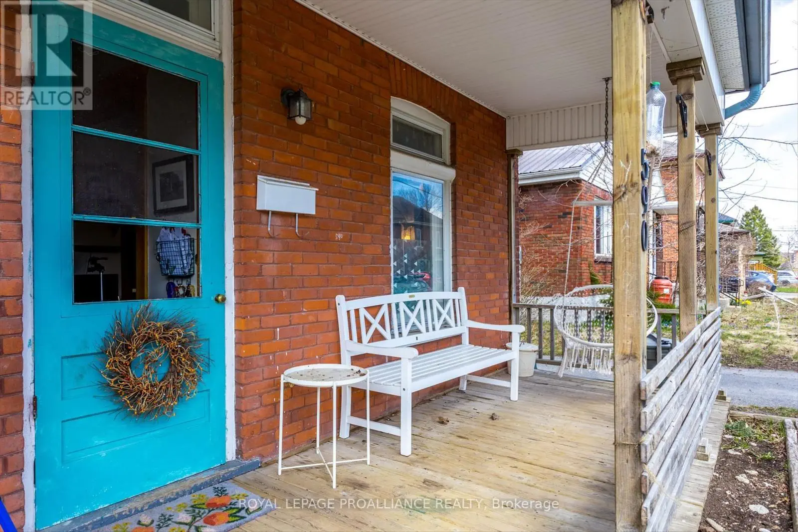 590 Murray Street, Peterborough Central, Ontario  K9H 2V1 - Photo 3 - X12175564