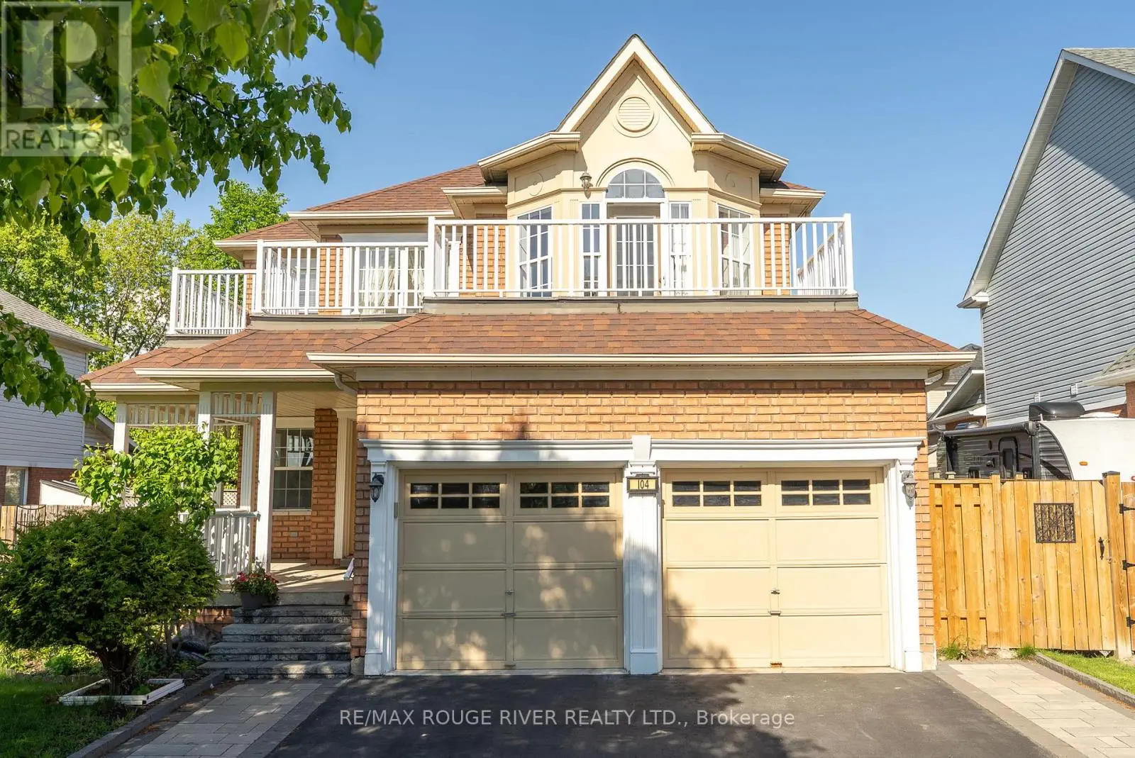 104 Willowbrook Drive, Whitby, Ontario  L1R 2S8 - Photo 1 - E12176285