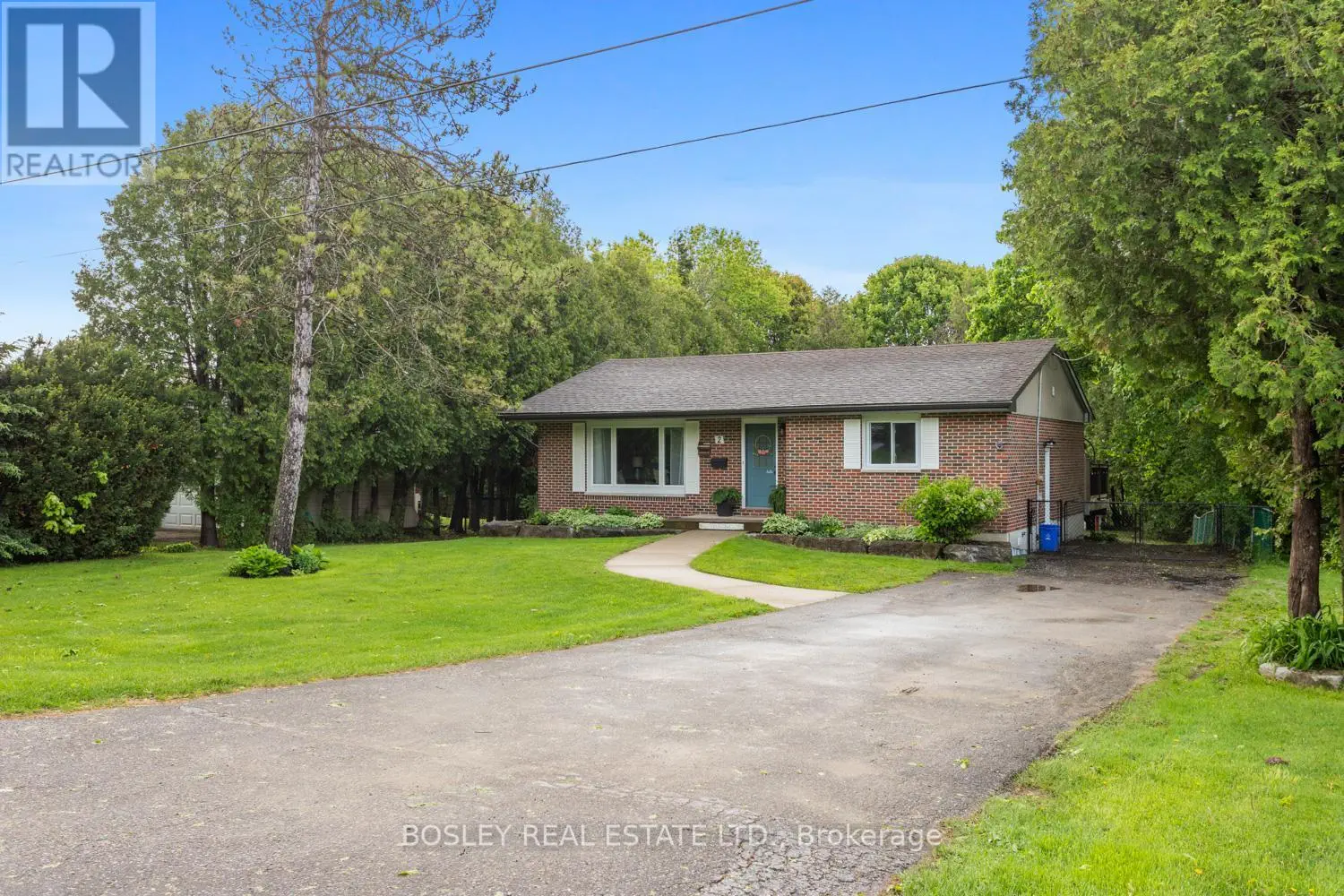 2 Oliver's Lane, Cobourg, Ontario  K9A 4V4 - Photo 2 - X12176254
