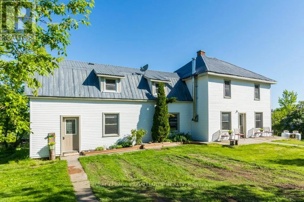 1780 Victoria Road, Prince Edward County, Ontario  K0K 1L0 - Photo 1 - X12176519