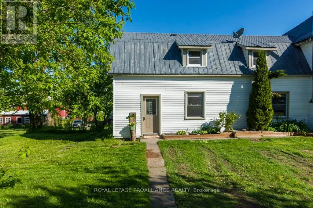 1780 Victoria Road, Prince Edward County, Ontario  K0K 1L0 - Photo 2 - X12176519