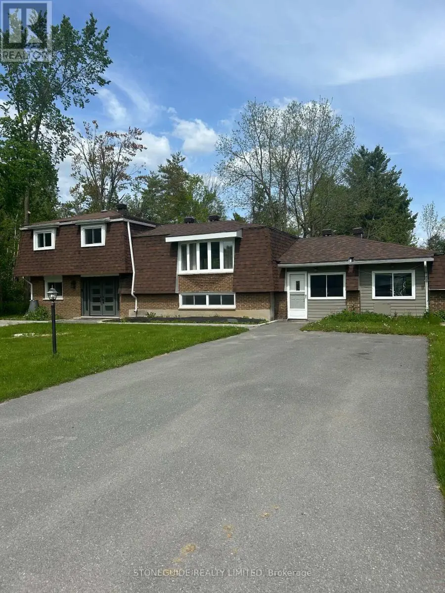 2515 Edgewood Park, Cavan Monaghan, Ontario  L0A 1C0 - Photo 1 - X12176361