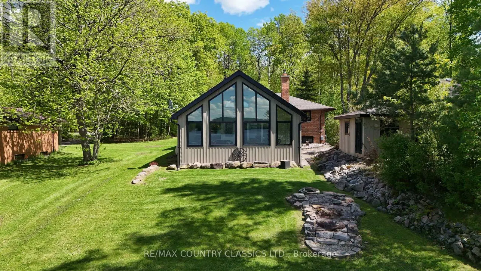 90 Village Street, Hastings Highlands, Ontario  K0L 1C0 - Photo 3 - X12176240