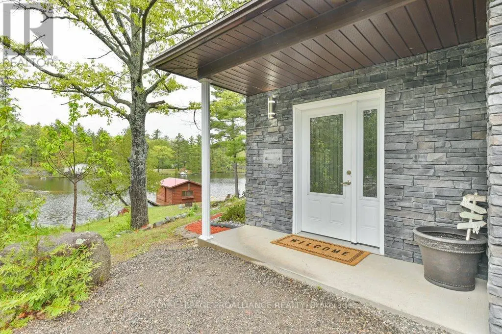 1071 Pine Path Lane, North Frontenac, Ontario  K0H 1J0 - Photo 3 - X12177532