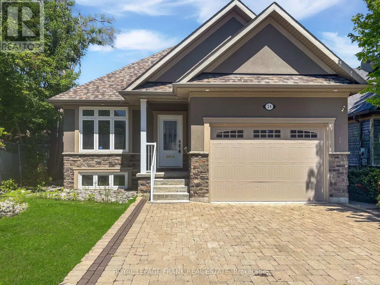 8 - 24 Brinton Drive, Peterborough South, Ontario  K9J 8S8 - Photo 2 - X12175190