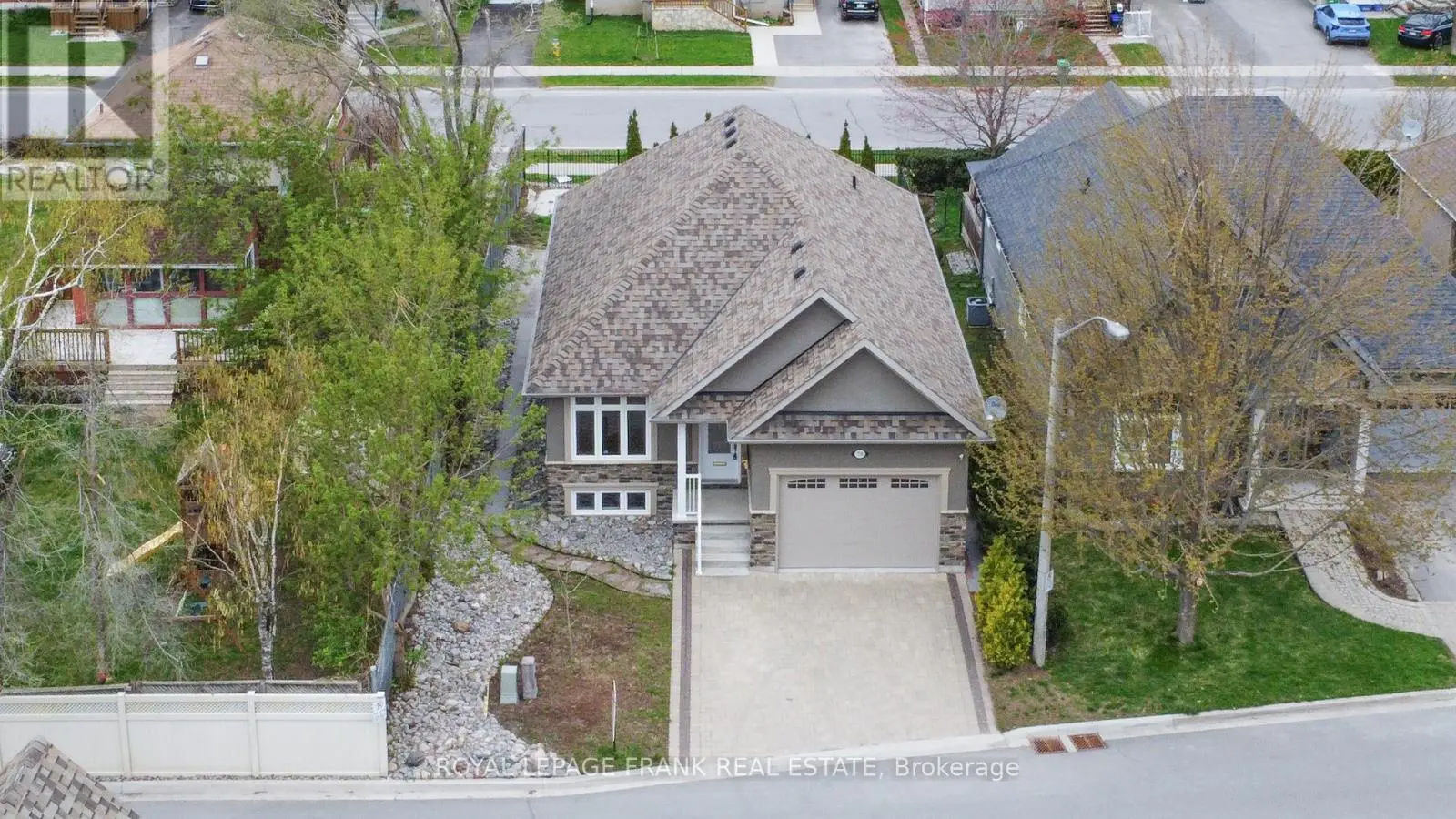 8 - 24 Brinton Drive, Peterborough South, Ontario  K9J 8S8 - Photo 3 - X12175190