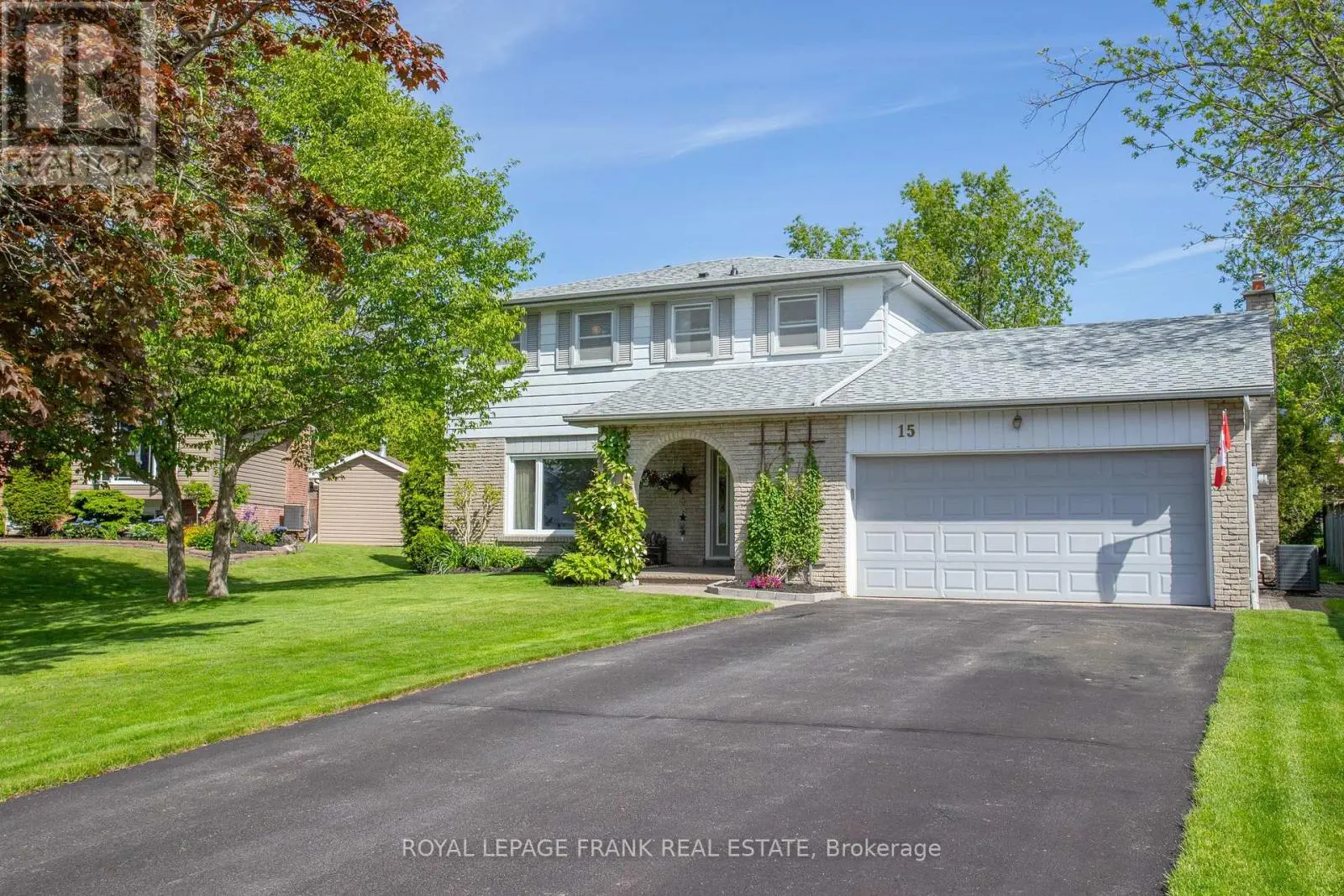 15 Sunicrest Court, Clarington, Ontario  L1C 3V3 - Photo 1 - E12177946