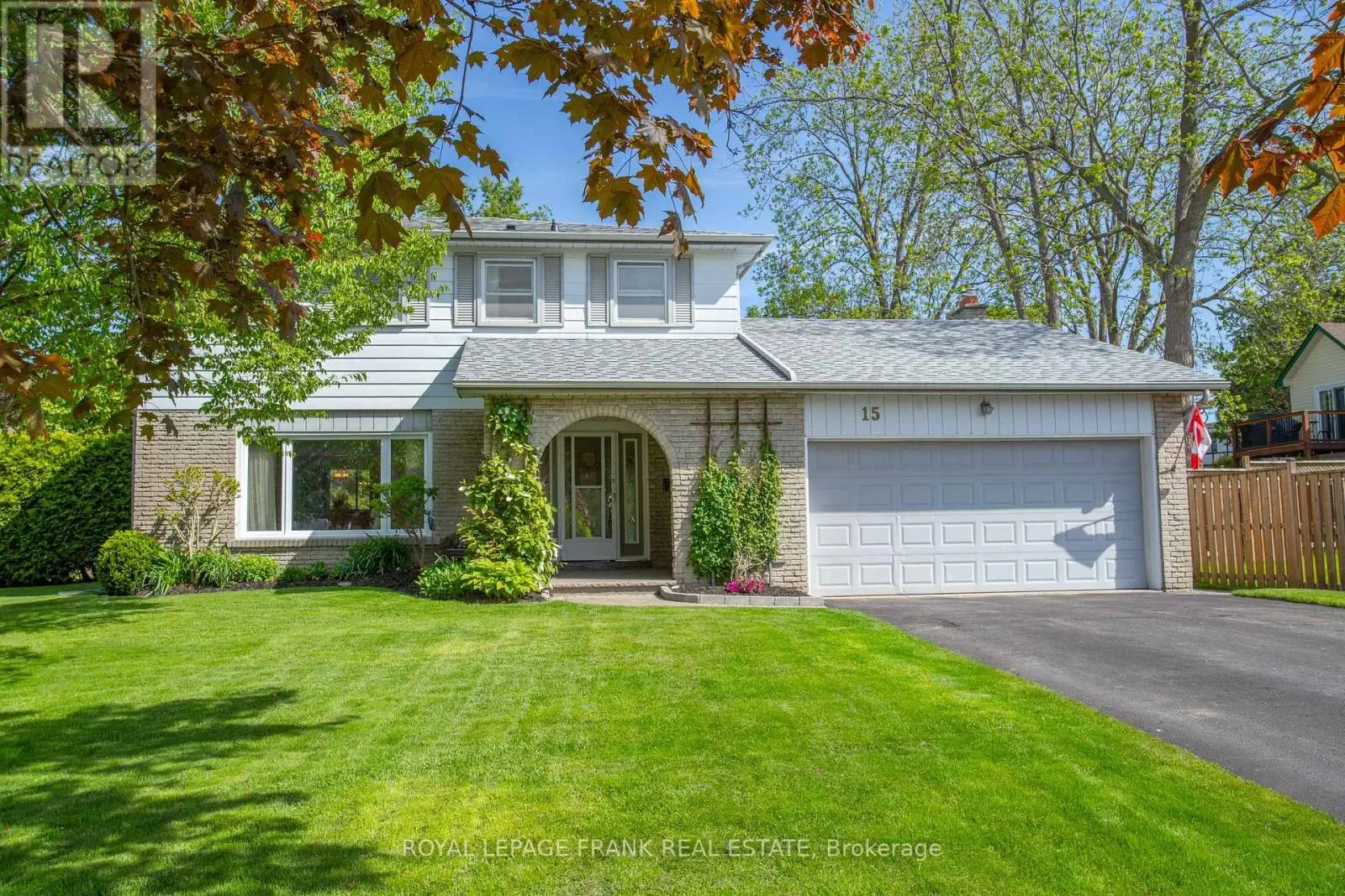 15 Sunicrest Court, Clarington, Ontario  L1C 3V3 - Photo 2 - E12177946
