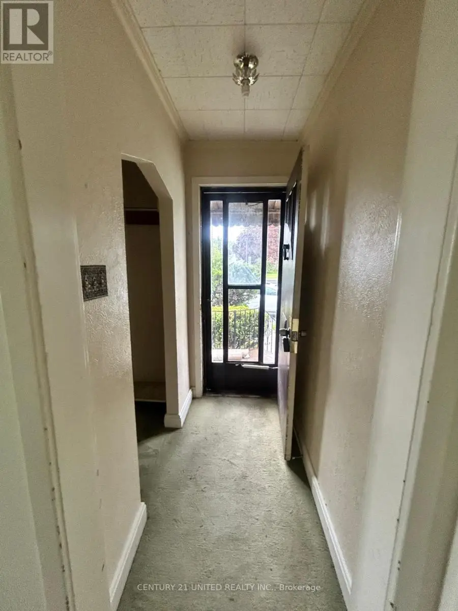 874 Chemong Road, Peterborough North, Ontario  K9H 5Z8 - Photo 3 - X12177904