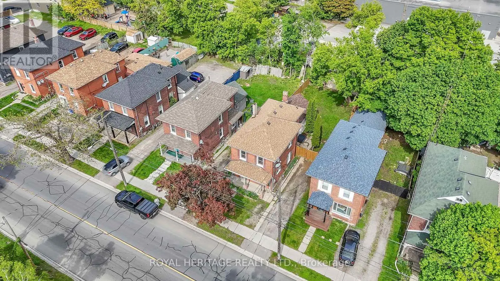 88 Aylmer Street N, Peterborough Central, Ontario  K9J 3J5 - Photo 2 - X12178012