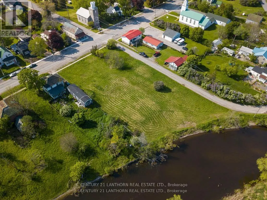 35 Mill Street, Prince Edward County, Ontario  K0K 1L0 - Photo 2 - X12178020