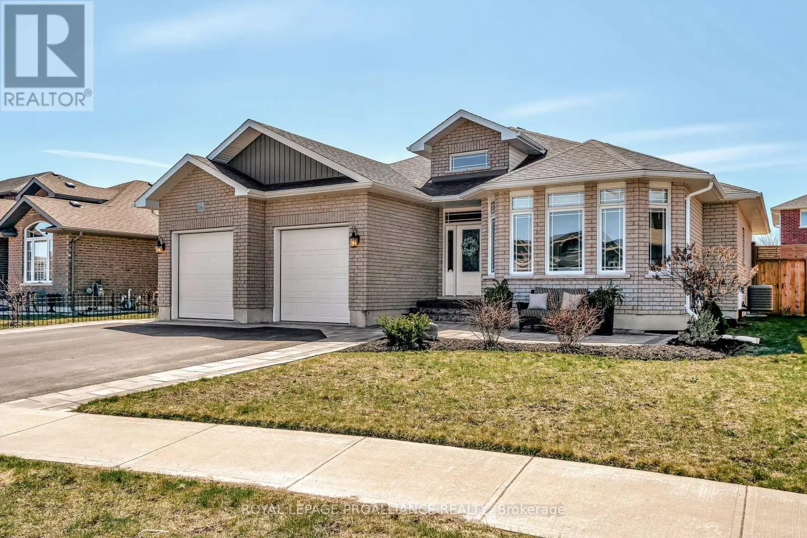 16 Hummingbird Drive, Belleville, Ontario  K8N 0H7 - Photo 1 - X12178285
