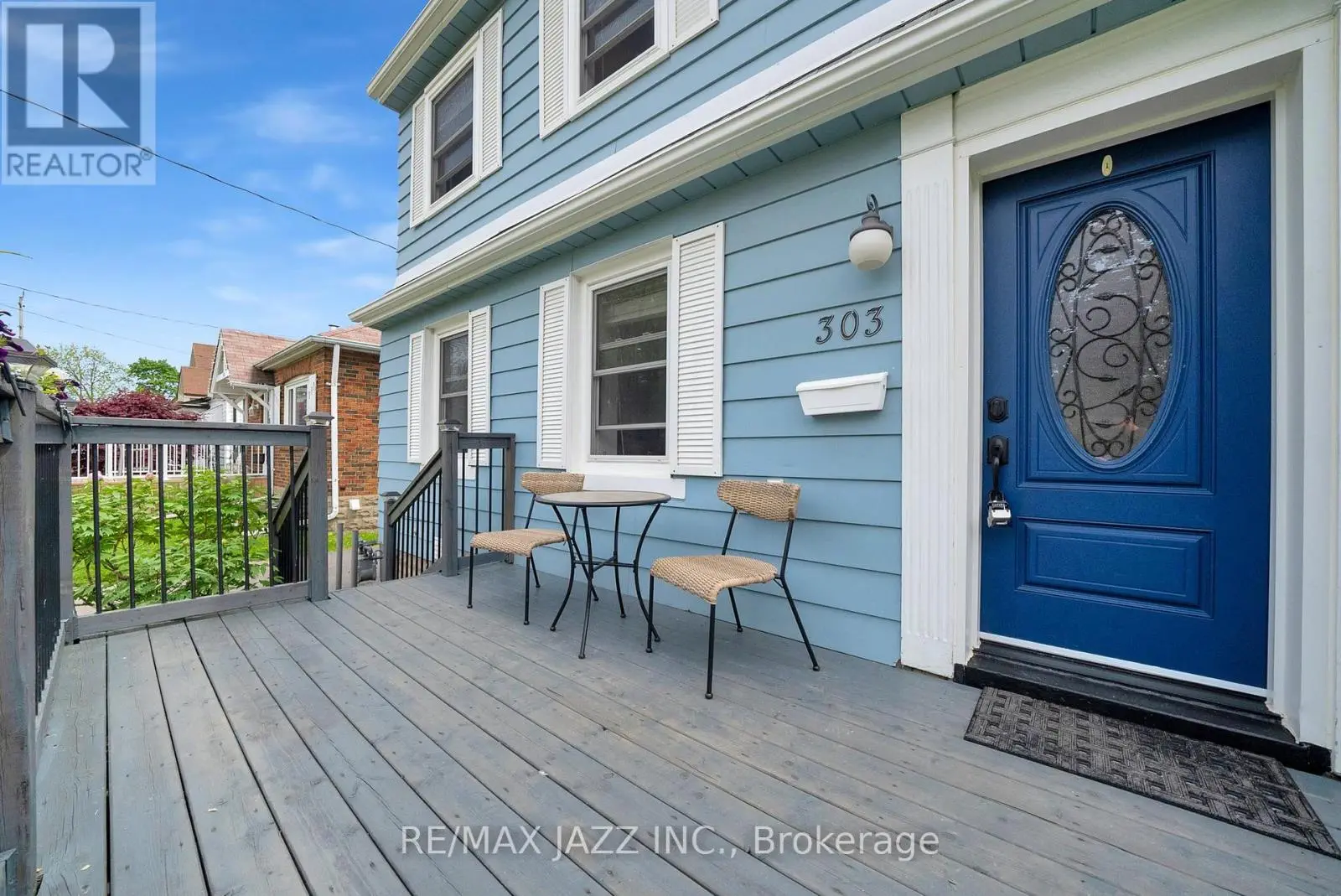 303 Gliddon Avenue, Oshawa, Ontario  L1H 1Z2 - Photo 2 - E12178491