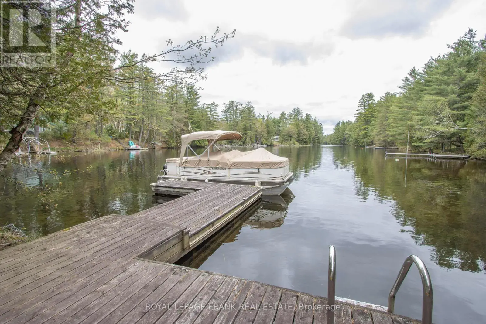 1070 Towering Oaks Trail, Minden Hills, Ontario  K0M 2L0 - Photo 1 - X12179434