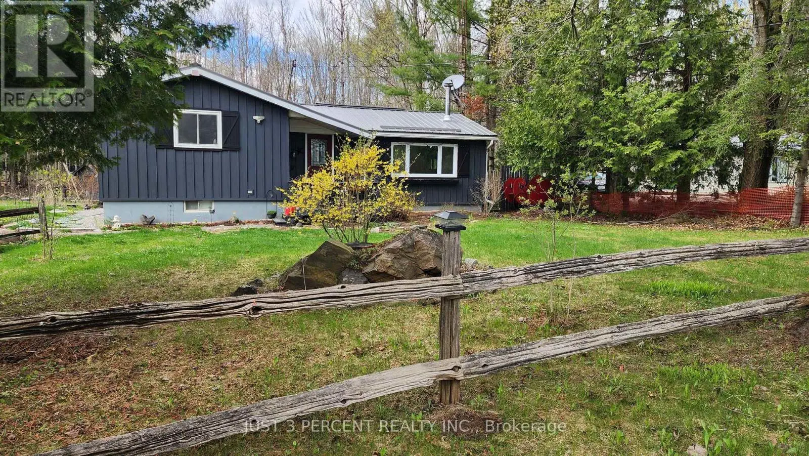 55 Northern Avenue, Trent Lakes, Ontario  K0M 1A0 - Photo 1 - X12179496