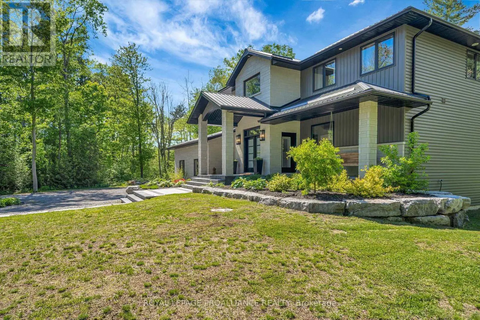 21514 Loyalist Parkway, Prince Edward County, Ontario  K0K 1L0 - Photo 3 - X12179592