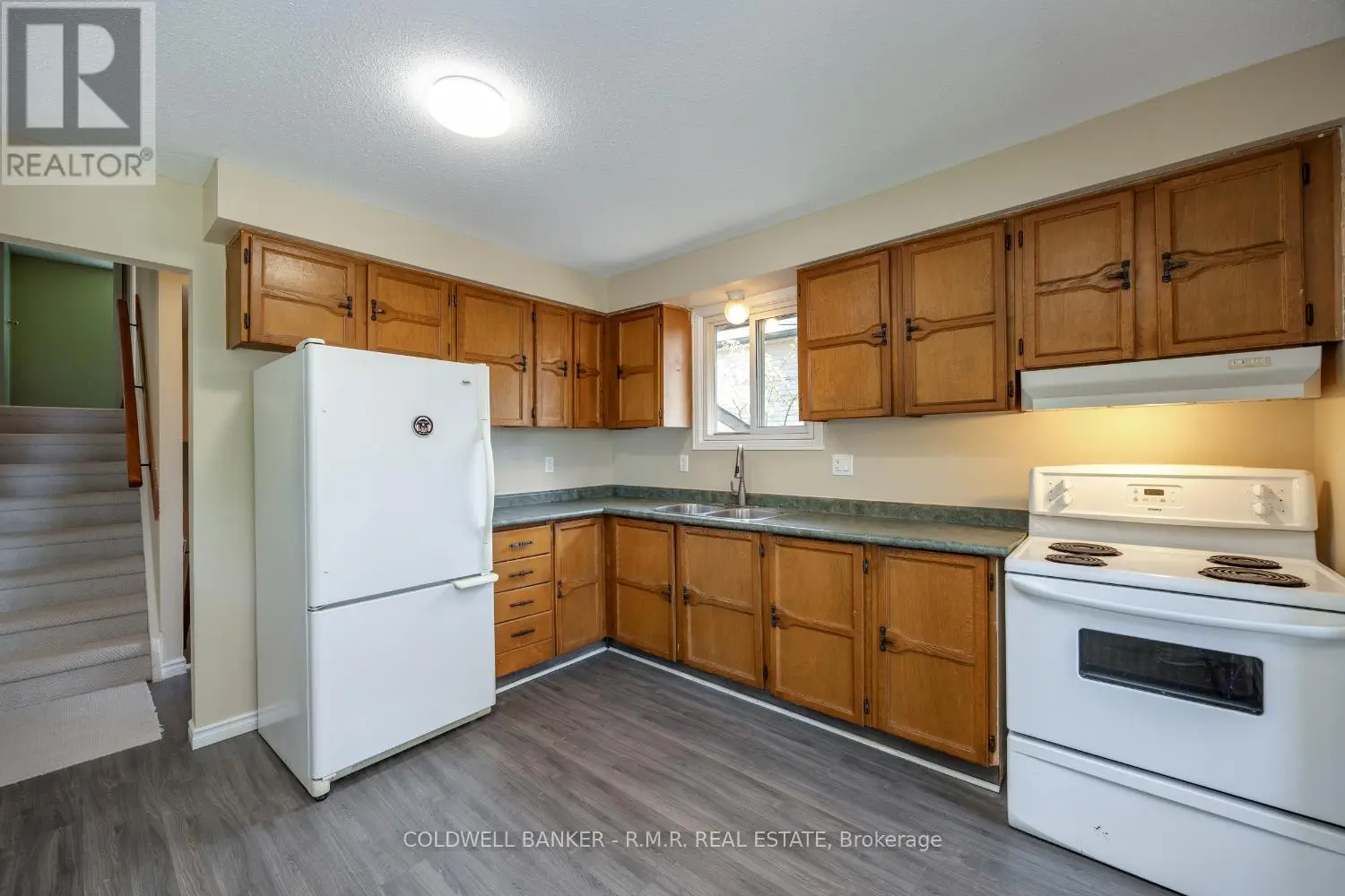 569 Grandview Street S, Oshawa, Ontario  L1H 7T5 - Photo 2 - E12179727