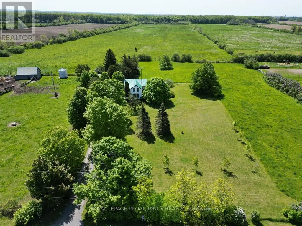 783 Wilson Road, Prince Edward County, Ontario  K0K 1G0 - Photo 2 - X12171442