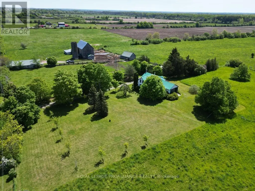 783 Wilson Road, Prince Edward County, Ontario  K0K 1G0 - Photo 3 - X12171442