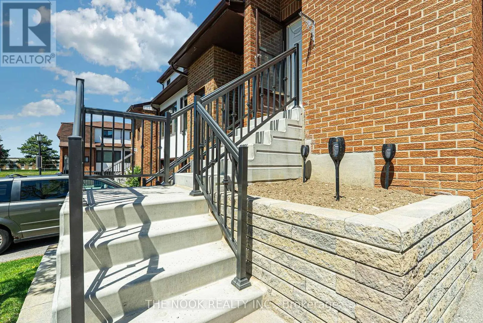 53 - 765 Oklahoma Drive, Pickering, Ontario  L1W 3C9 - Photo 2 - E12180138