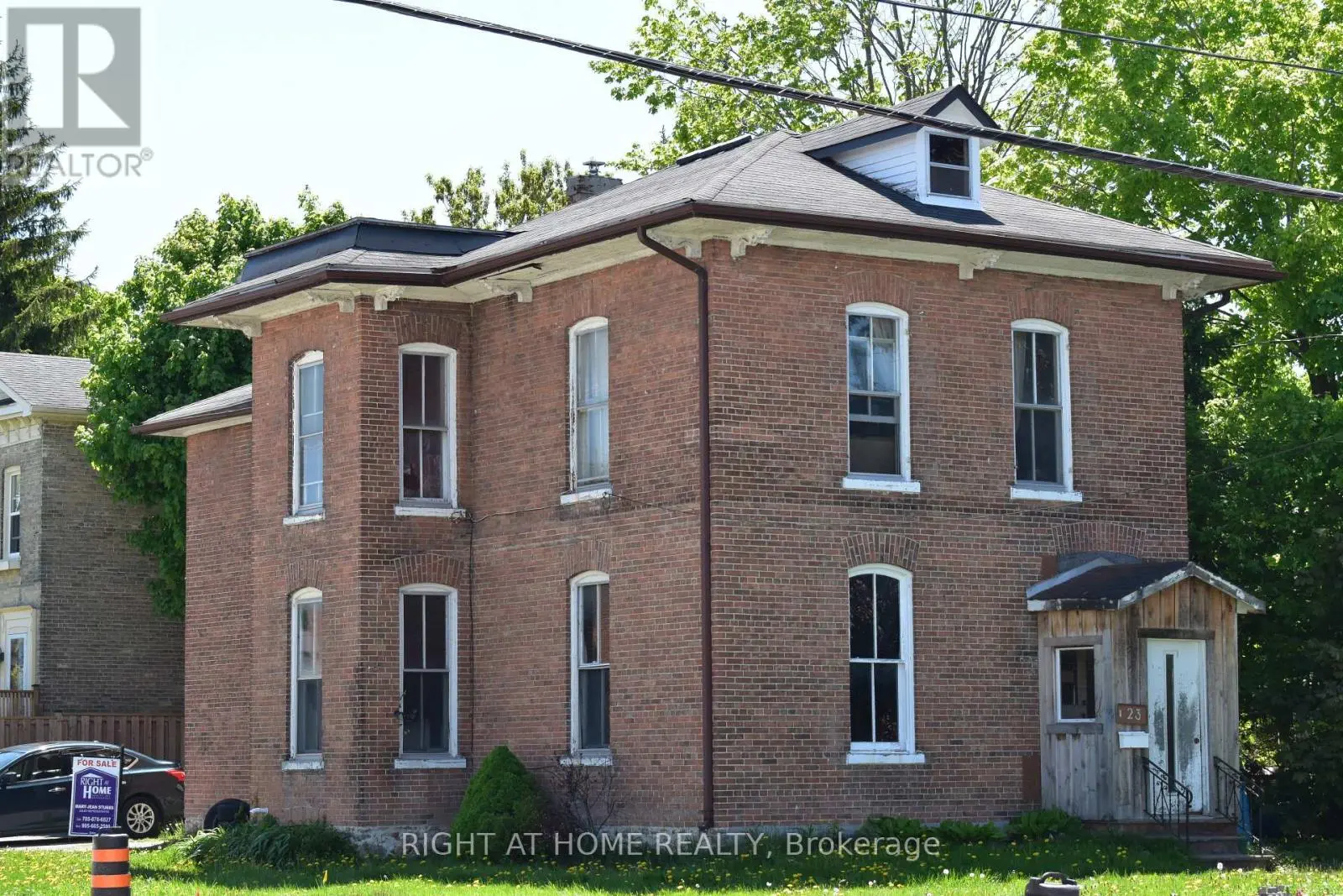 23 Glenelg Street W, Kawartha Lakes, Ontario  K9V 2T9 - Photo 1 - X12180331