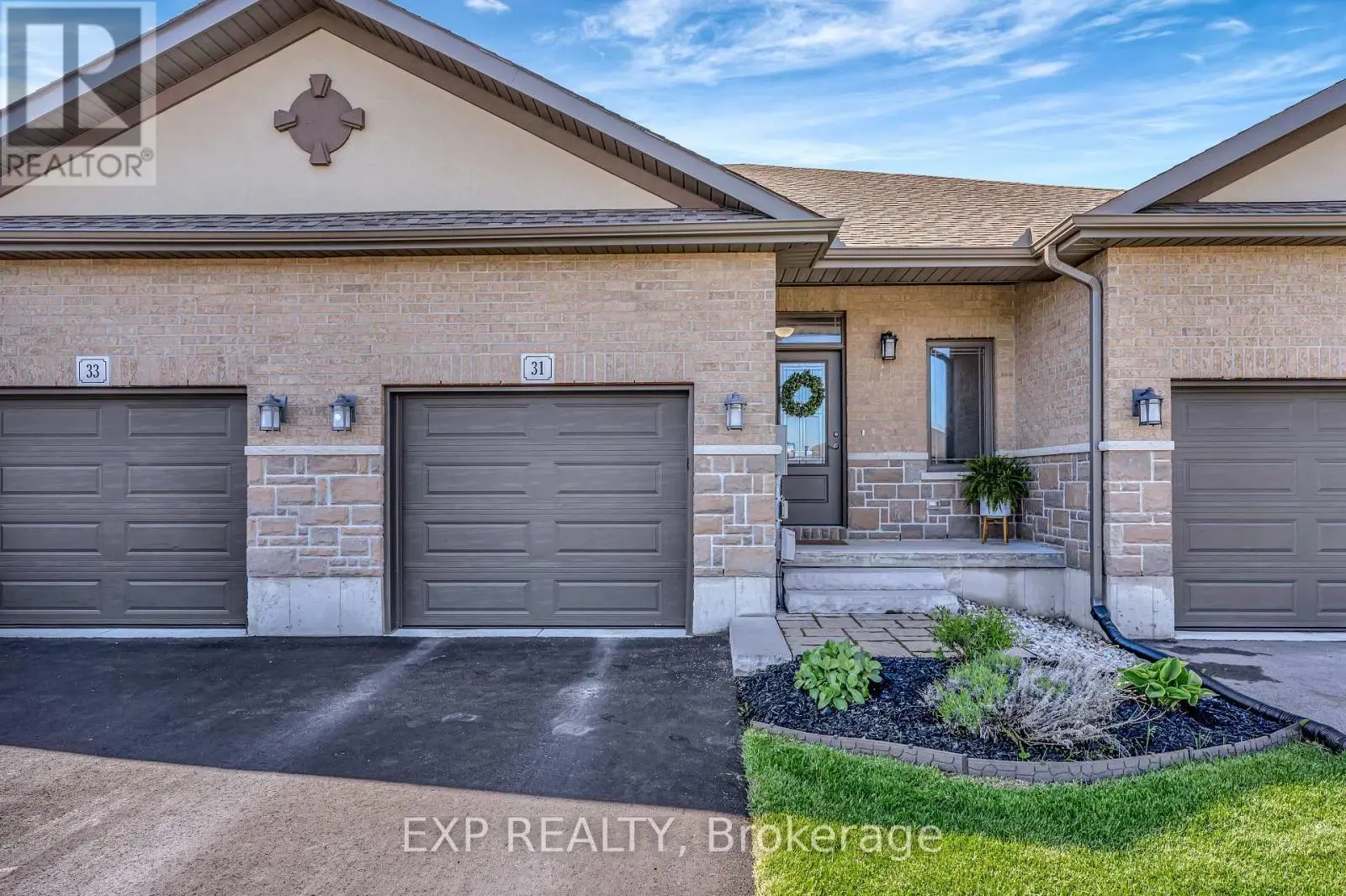 31 Farmington Crescent, Belleville, Ontario  K8N 0J9 - Photo 1 - X12180575