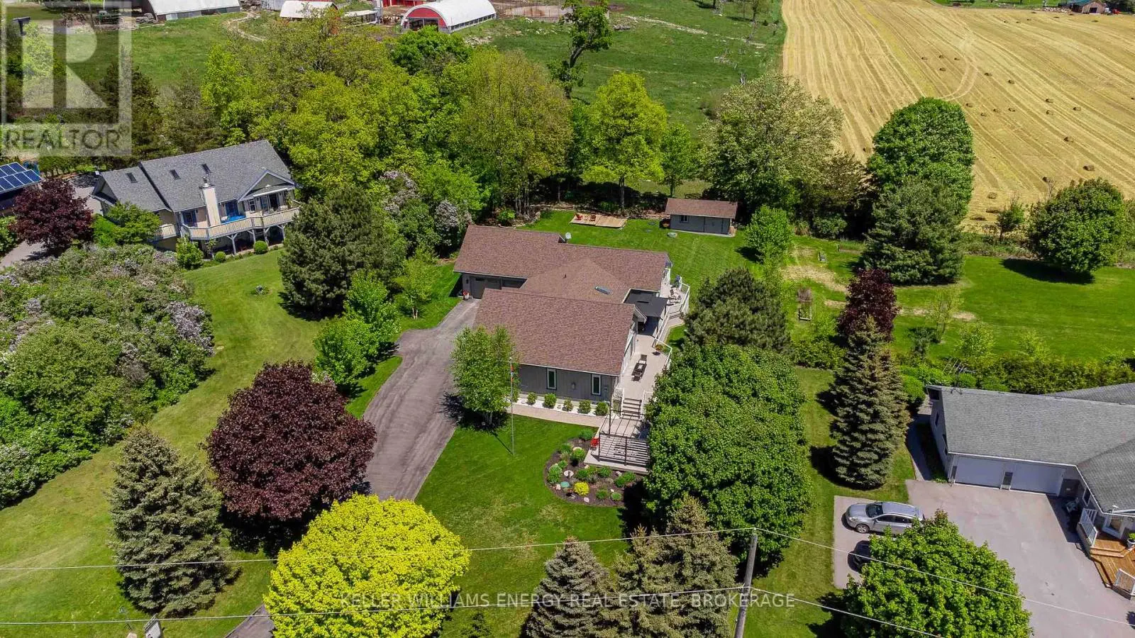 43 Smiths Bay Avenue, Prince Edward County, Ontario  K0K 2T0 - Photo 2 - X12180613