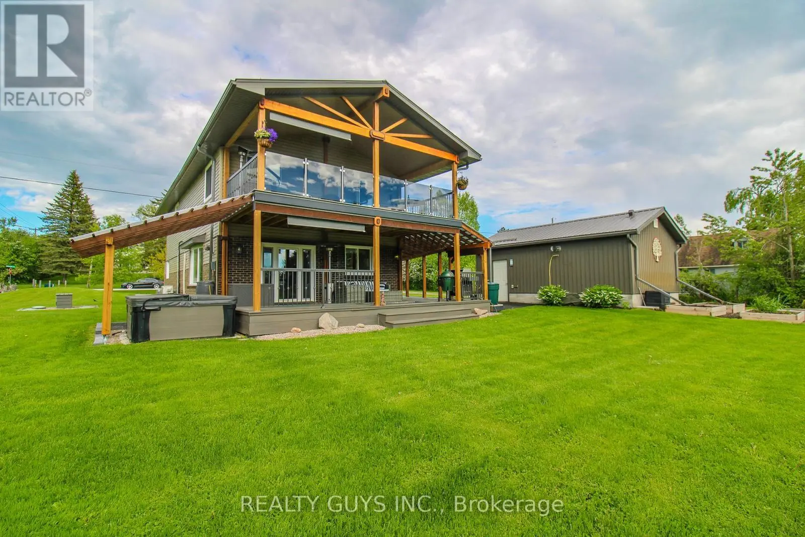 4 Cadillac Boulevard, Kawartha Lakes, Ontario  K0L 2W0 - Photo 2 - X12180725