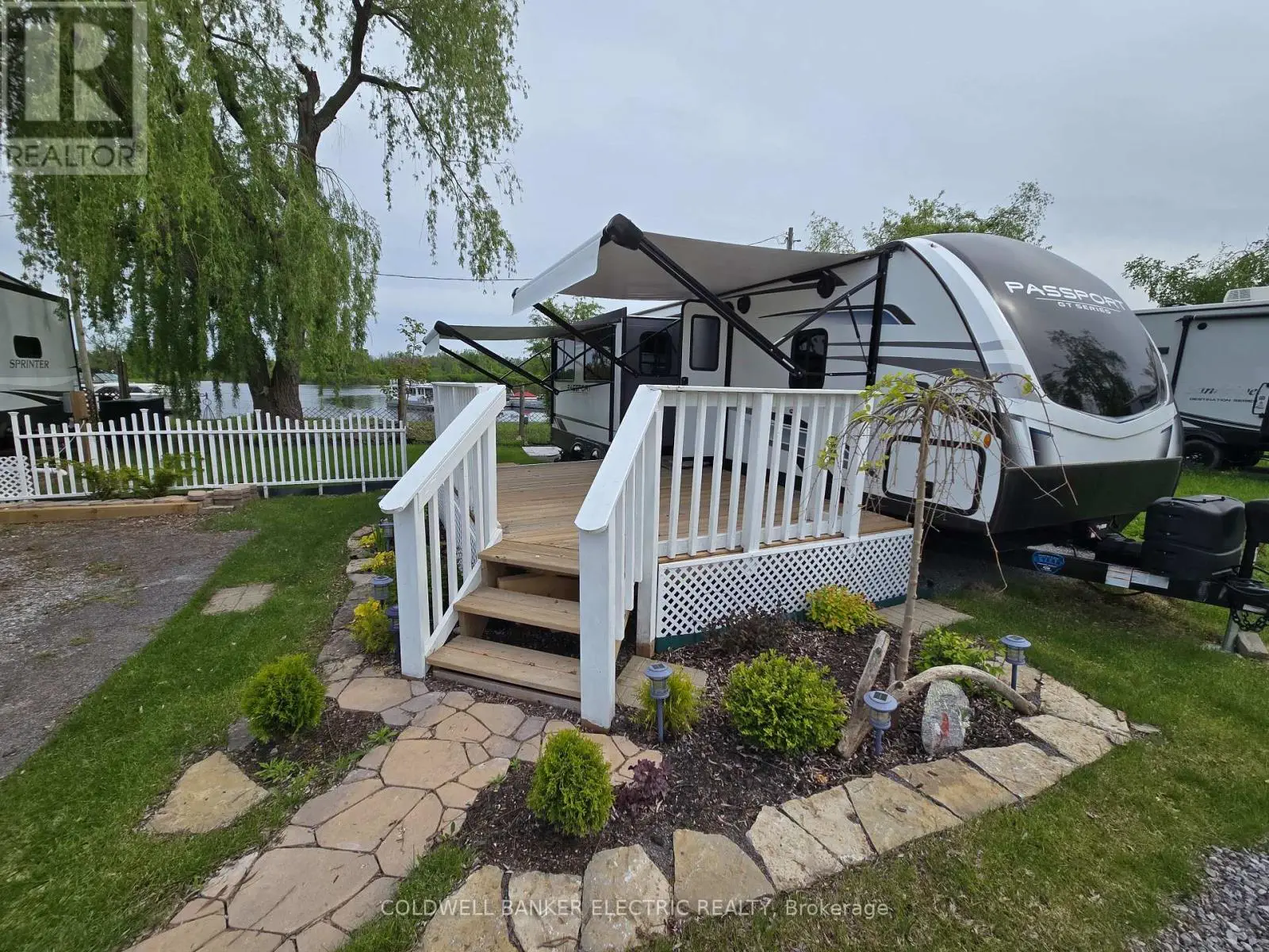 374 Carolyn (Site 12) Street, Cavan Monaghan, Ontario  K9J 6X6 - Photo 2 - X12180771