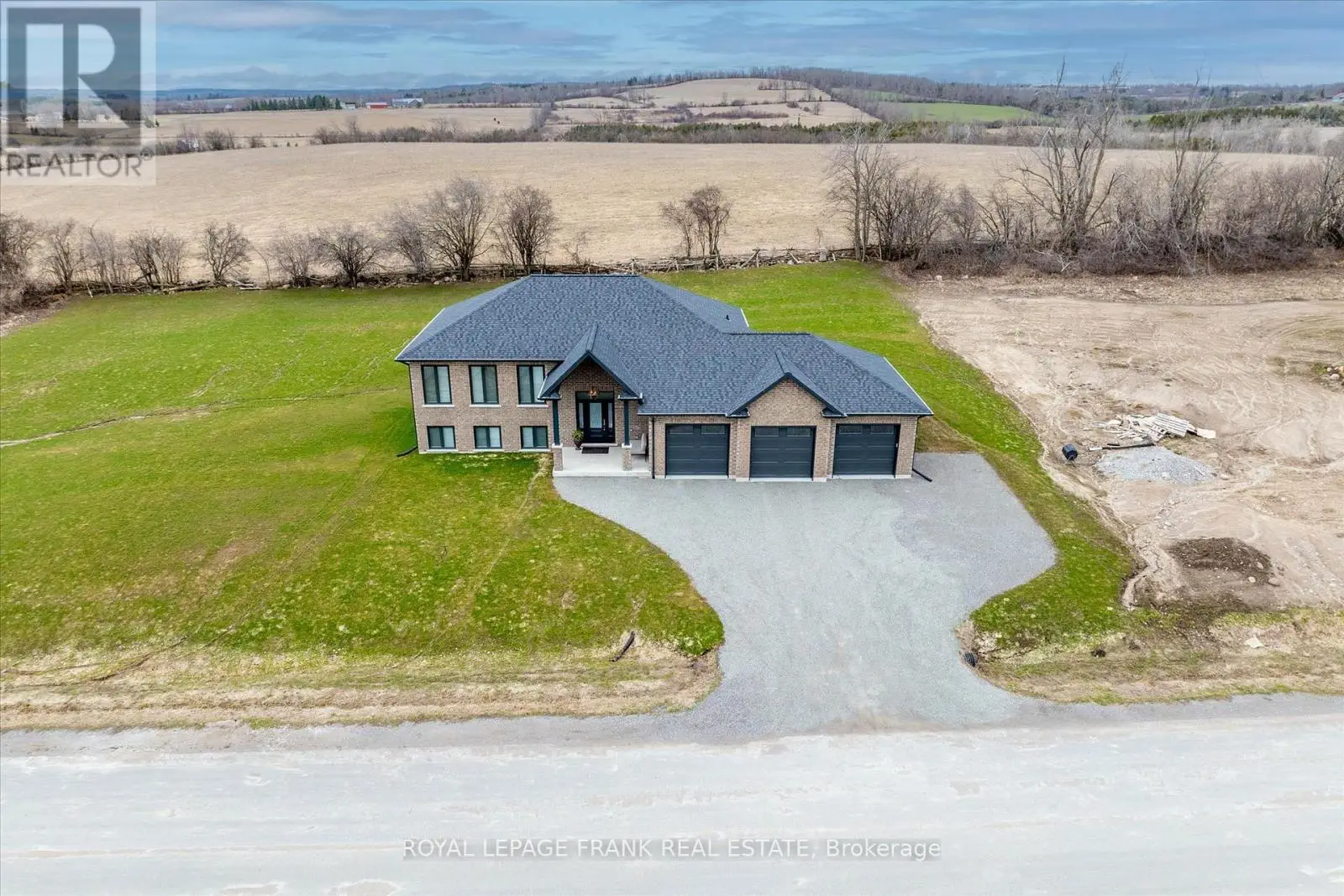 1942 Davenport Road, Cavan Monaghan, Ontario  L0A 1C0 - Photo 2 - X12181119