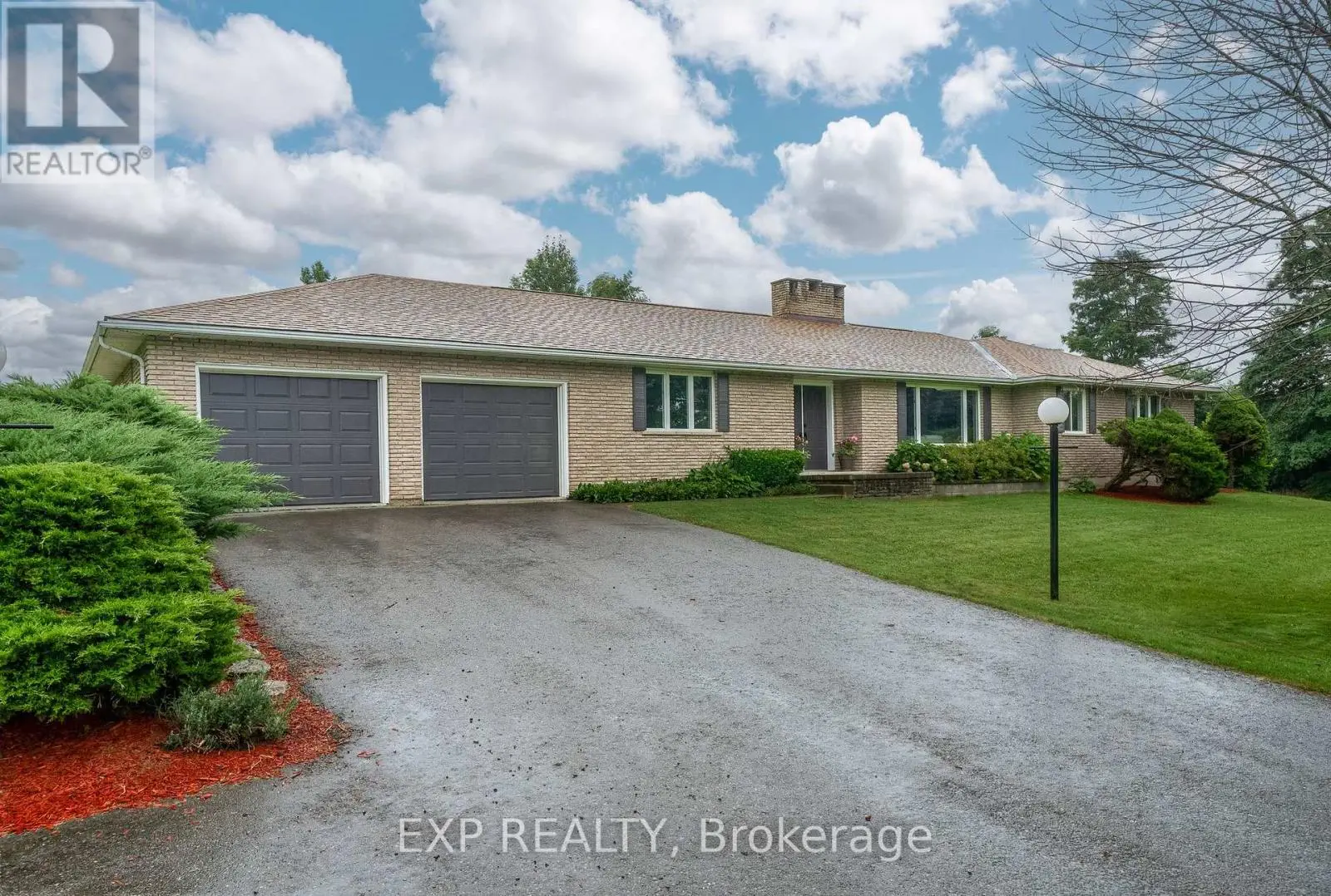 737 County Rd 18, Prince Edward County, Ontario  K0K 1P0 - Photo 1 - X12181239