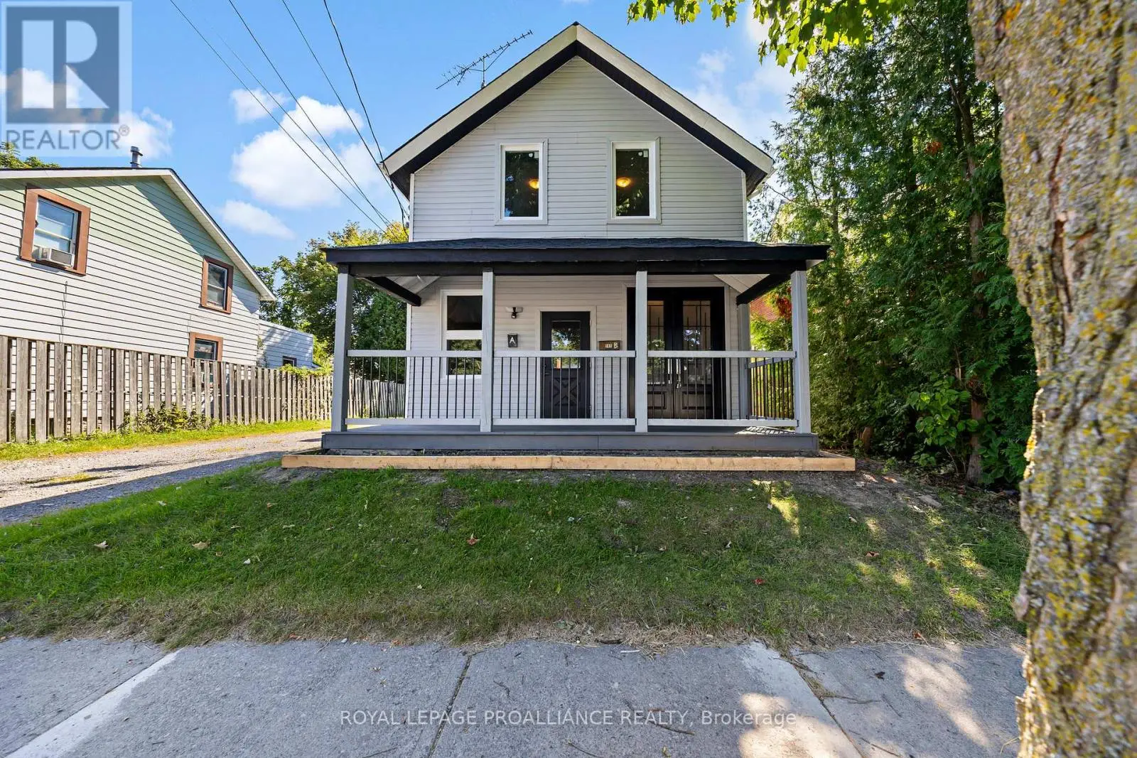141 Ontario Street, Port Hope, Ontario  L1A 2V5 - Photo 1 - X12181554