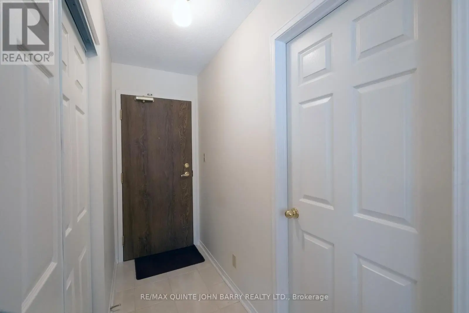 117 - 52 Tripp Boulevard, Quinte West, Ontario  K8V 5V1 - Photo 2 - X12181576