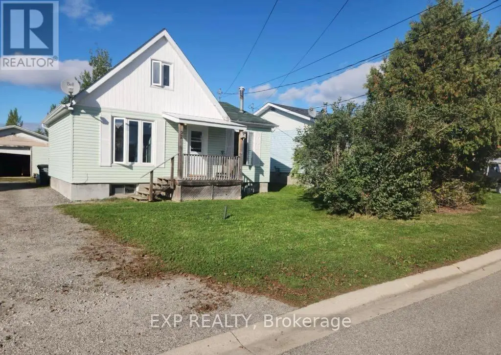 92 Hollywood Avenue, Smooth Rock Falls, Ontario  P0L 2B0 - Photo 1 - T12181722