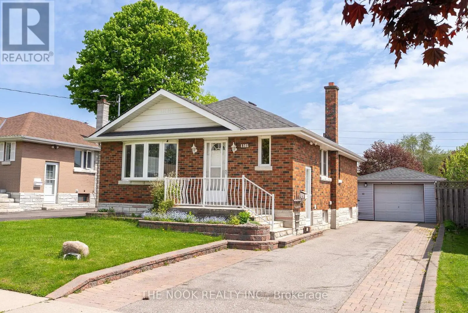 1145 Cloverdale Street, Oshawa, Ontario  L1H 4E5 - Photo 1 - E12181908