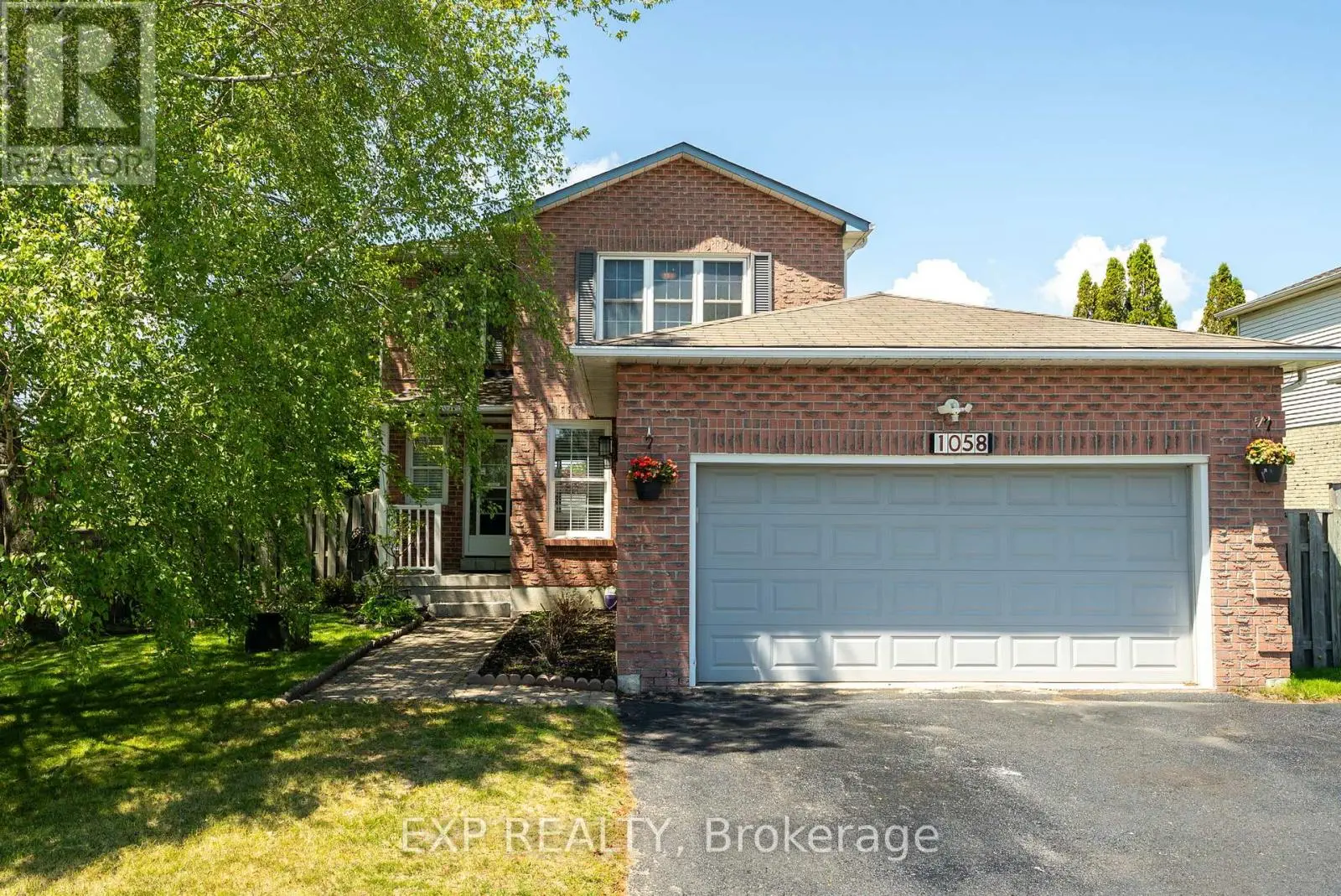 1058 Renaissance Drive, Oshawa, Ontario  L1J 8A8 - Photo 1 - E12182728
