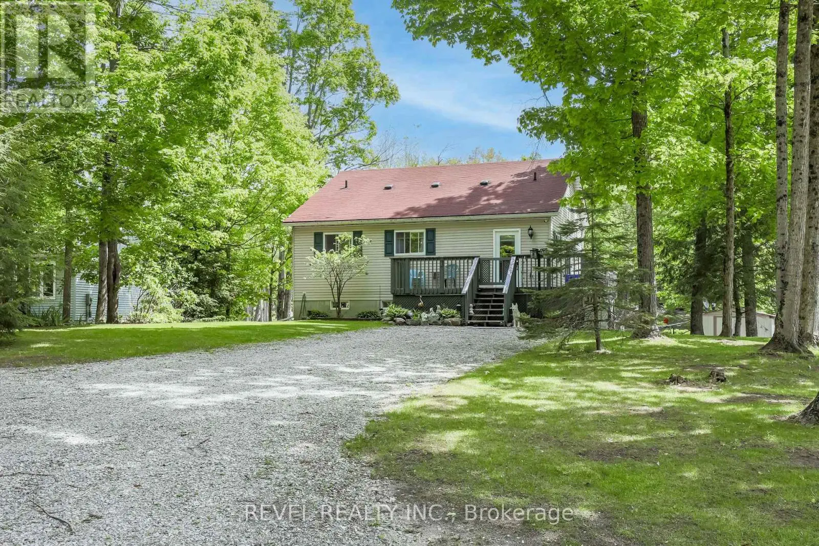 15 Fire Route 92, Trent Lakes, Ontario  K0M 1A0 - Photo 2 - X12182936