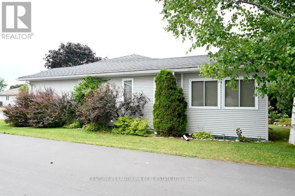 1 Reynolds Place N, Prince Edward County, Ontario  K0K 3L0 - Photo 3 - X12182947
