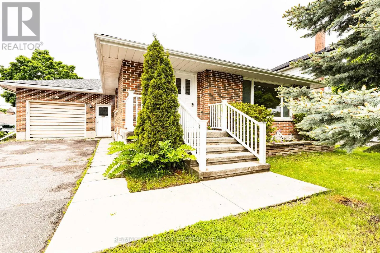66 Doxsee Avenue N, Trent Hills, Ontario  K0L 1L0 - Photo 1 - X12183585